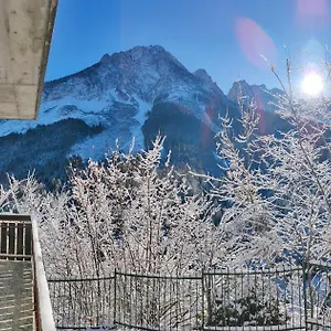 https://il-terrazzo-sulle-dolomiti.hotelinveneto.com